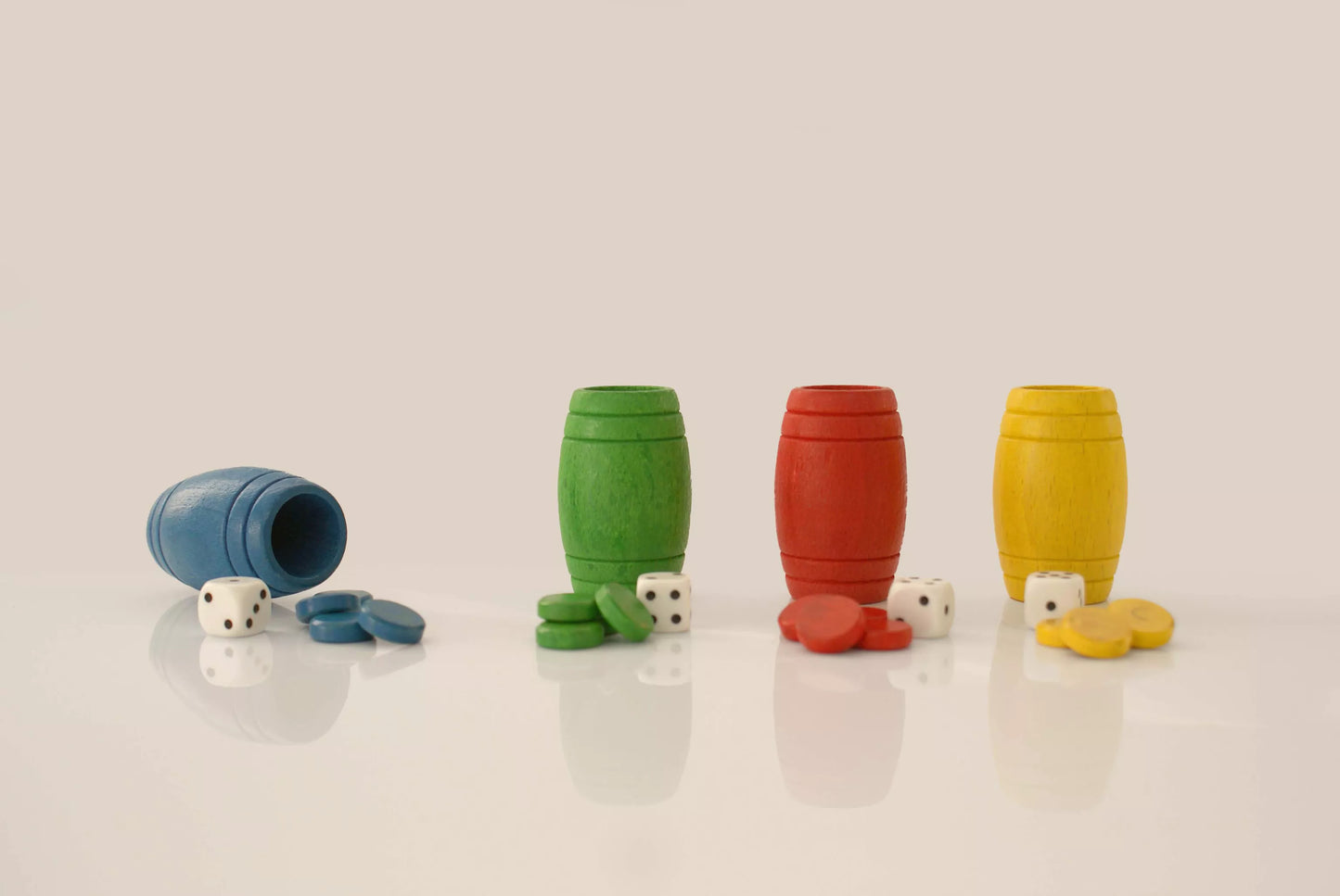 Mora Play - Parcheesi en LA OCA Game met Houten Accessoires