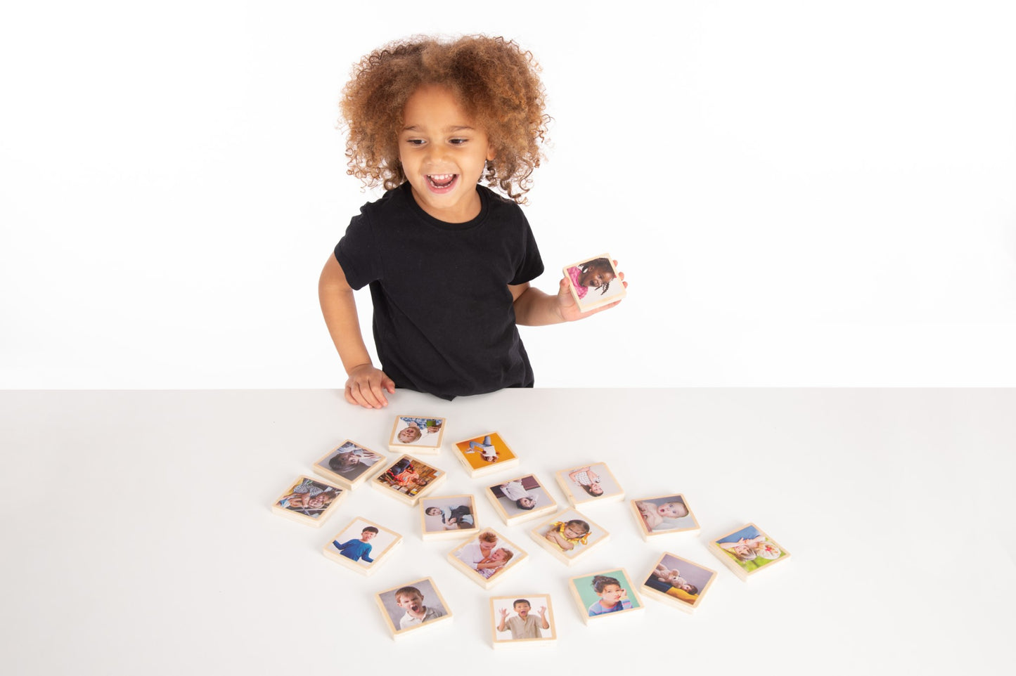 Tickit - My Emotions Houten Tegels Set van 18