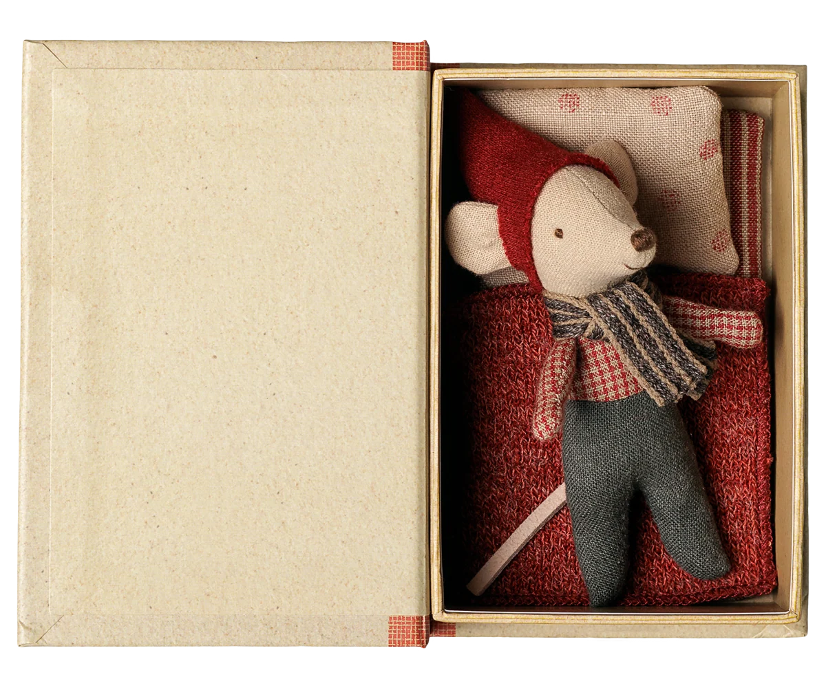 Maileg - Kerstmuisje Baby in Boek