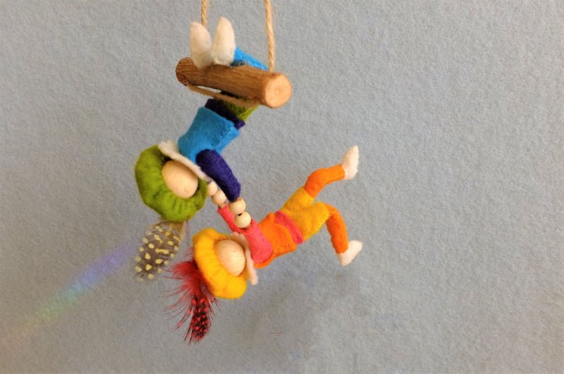 Atelier Pippilotta - Twee Acrobaten Pietjes - DIY Knutselpakket - Playlaan