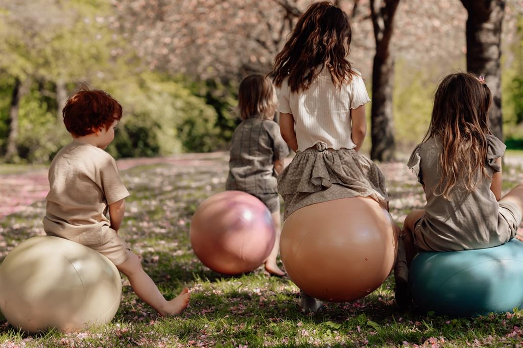 Find that Hippo - SPRINGBAL - Oranje dia.45cm, incl. pomp - Playlaan