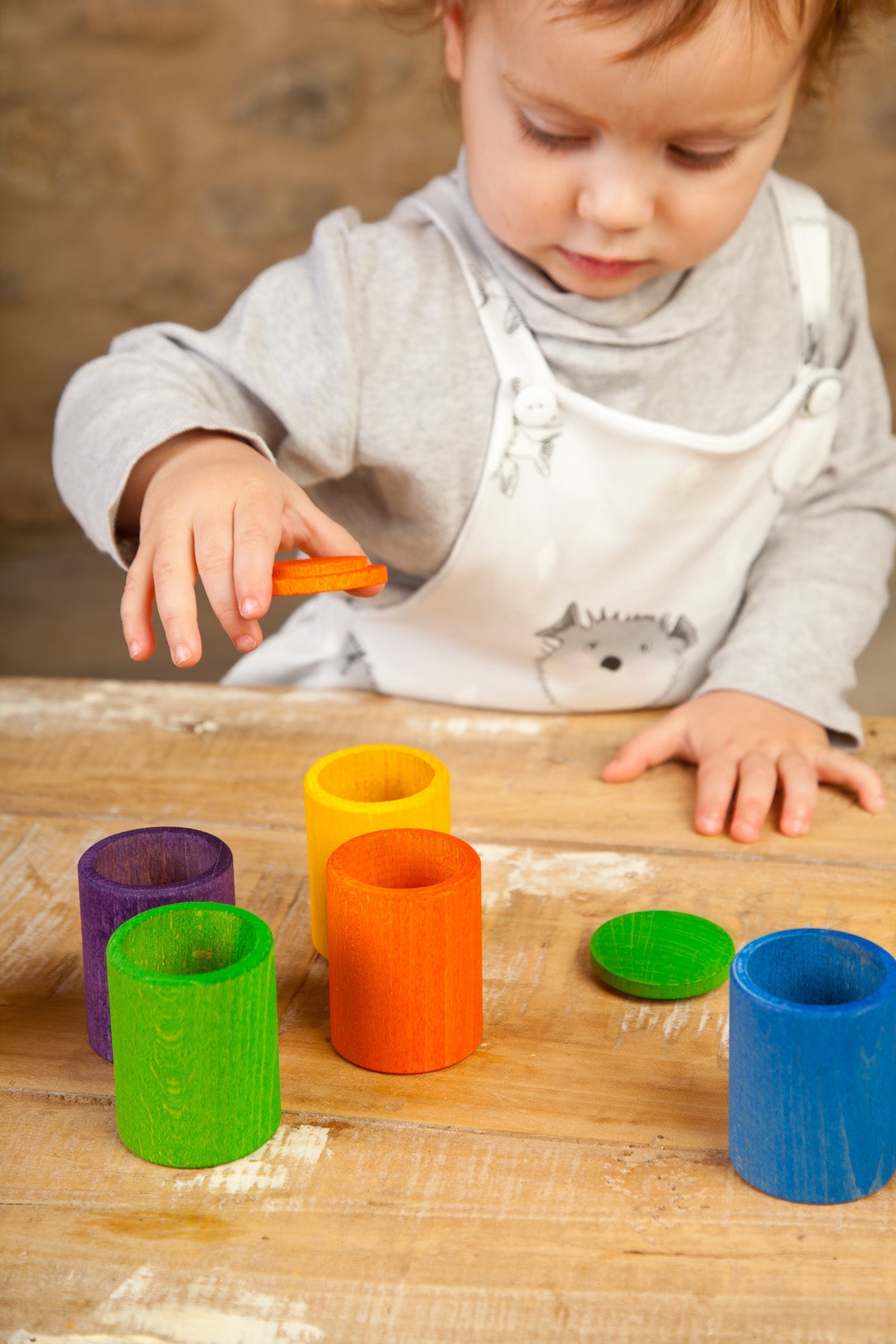 Grapat - Coloured cups with lid - Playlaan