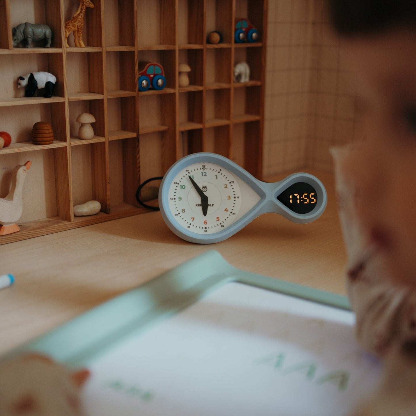 Kidywolf - KIDYALARM Educational alarm clock mint - Playlaan