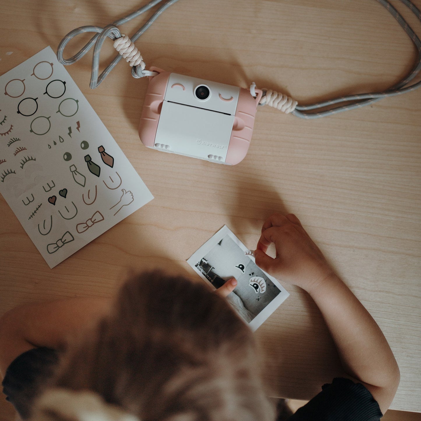 Kidywolf - KIDYPRINT Pink Instant camera with integrated thermal printing in black & white - Playlaan