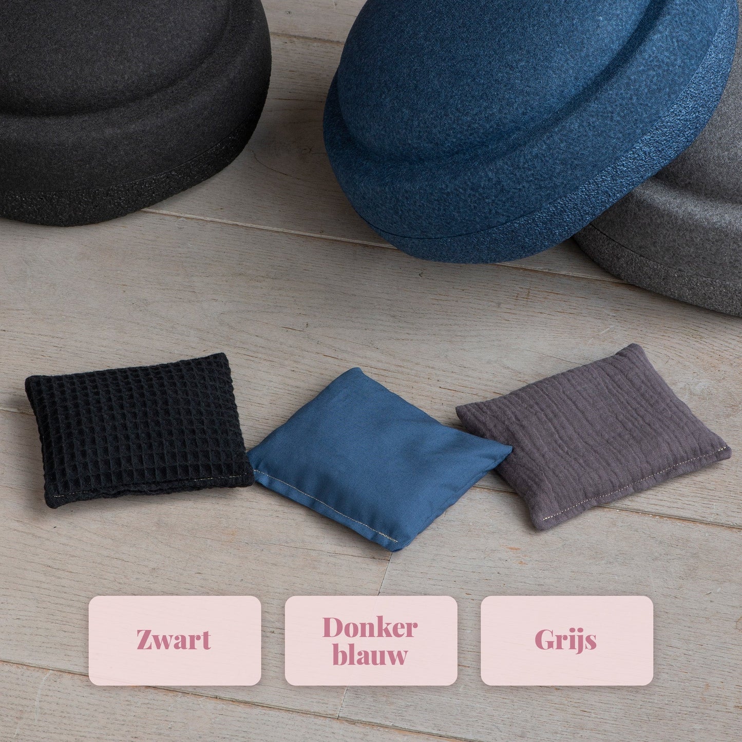 Little Botanic label - Sensorische Pittenzakje los - Donkerblauw - Playlaan