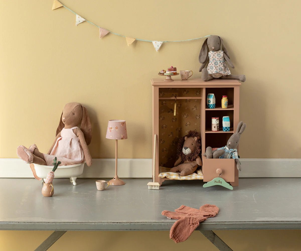 Maileg - Maileg - Vloerlamp miniatuur voor muizen poppenhuis - donker poeder - Playlaan