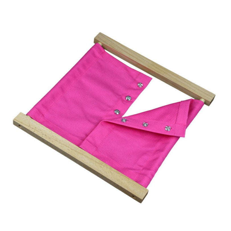 Moyo Montessori - Kliksluiting Aankleedrek - Montessori - Playlaan