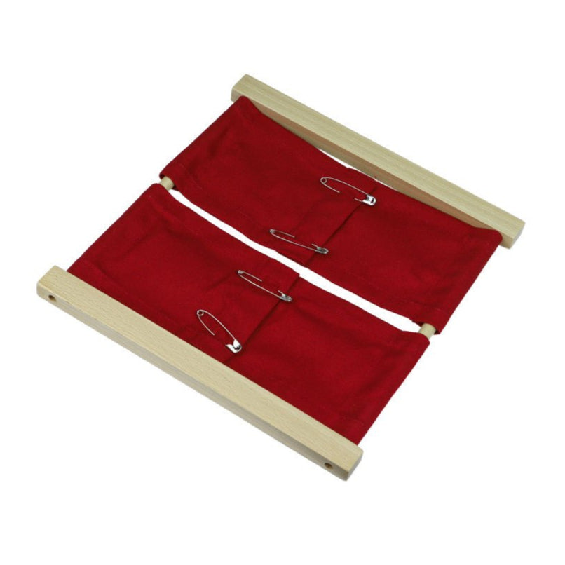 Moyo Montessori - Veiligheidsspelden Aankleedrek - Montessori - Playlaan