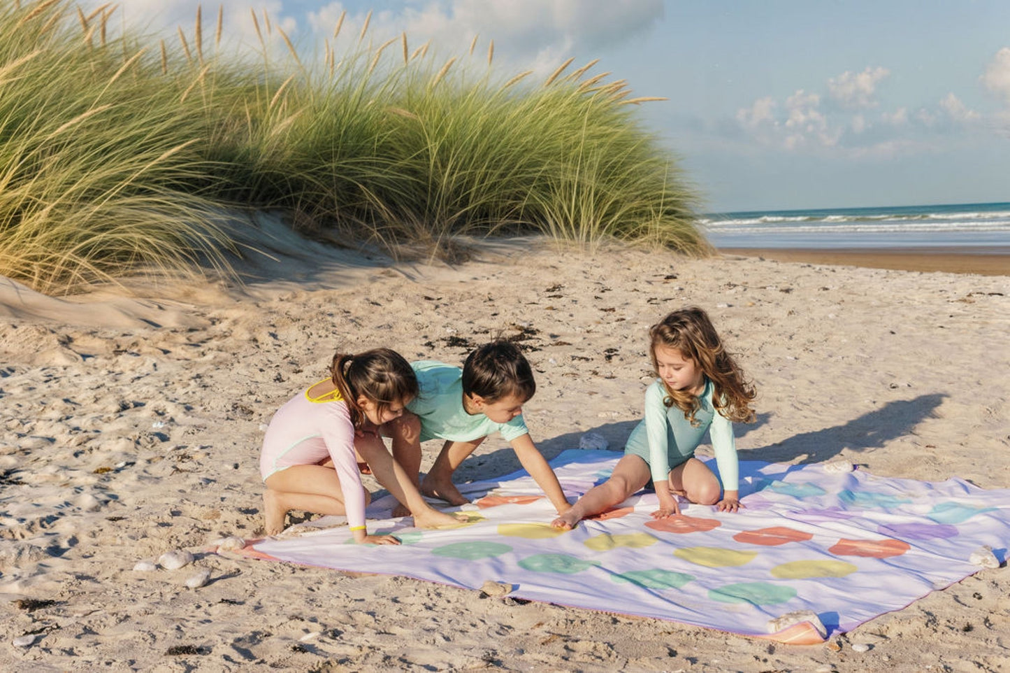 Quut - Quut - Strandlaken Speelhanddoek XL (180 x 180cm) - Evenwichtsspel - Playlaan