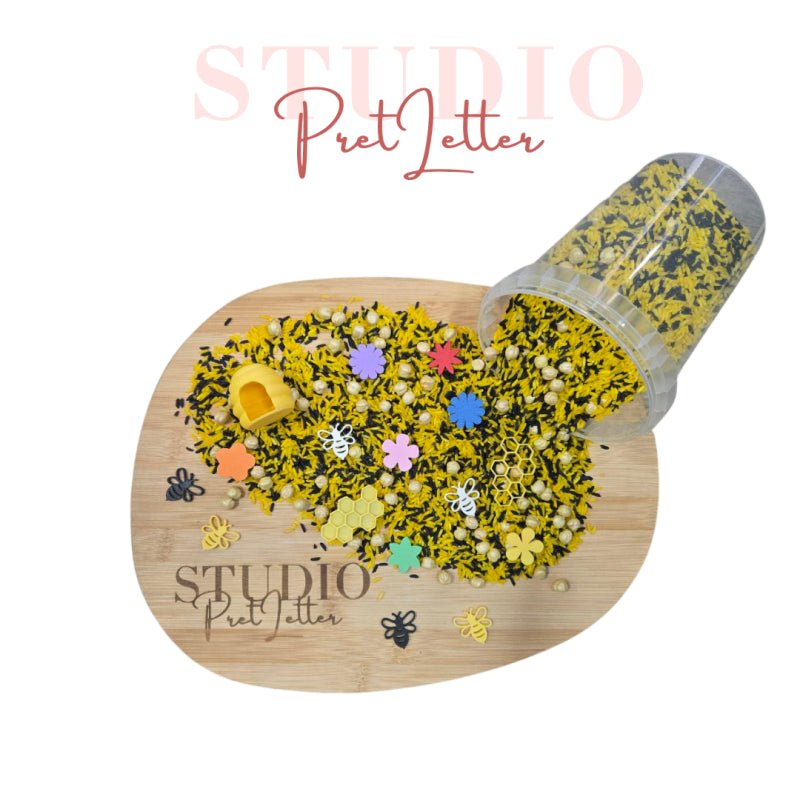 Studio Pretletter - Studio Pretletter - Speelrijst Bijen mix met Loose Parts Bijenkorf - Playlaan