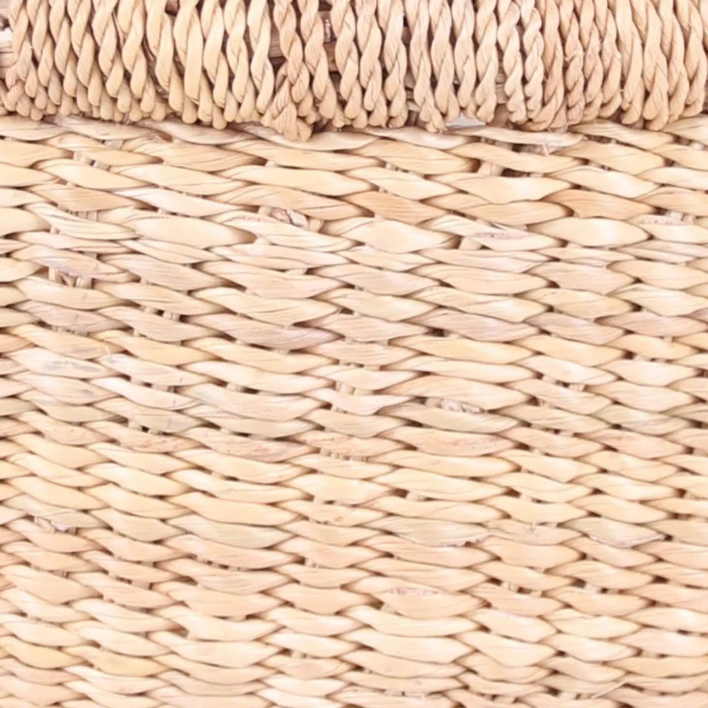The Basket Room - Obutu - Paasmandje - Handgemaakt - Playlaan