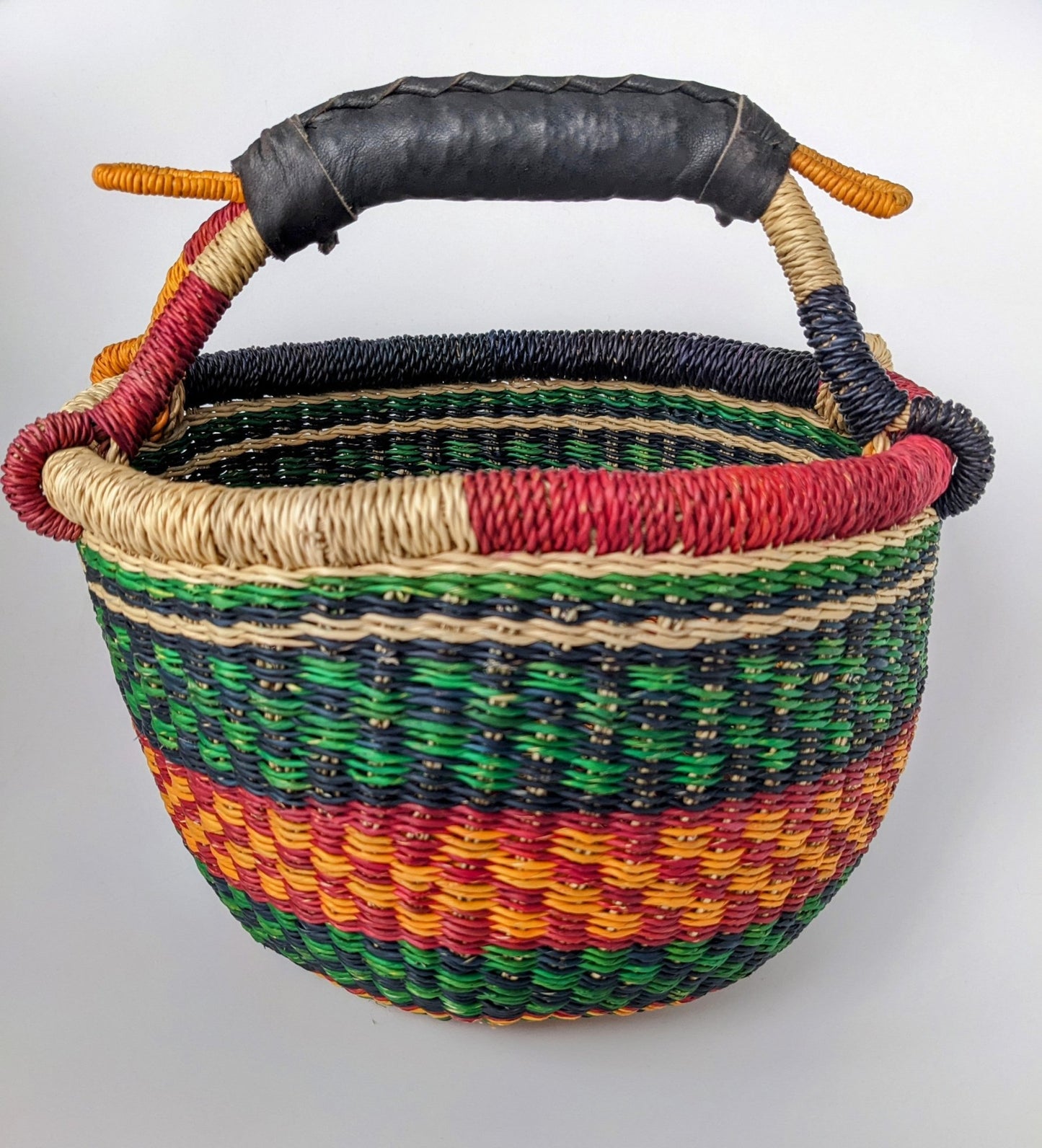The Basket Room - Unike Paasmandje - Handgemaakt - Playlaan