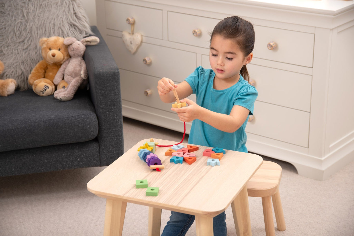 Tickit - RAINBOW WOODEN LACING SHAPES 28st - Playlaan