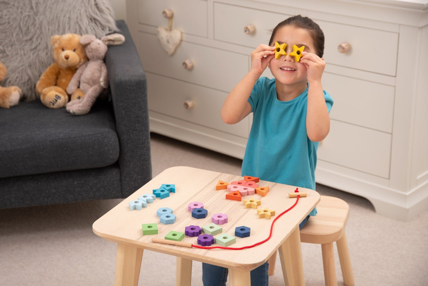 Tickit - RAINBOW WOODEN LACING SHAPES 28st - Playlaan