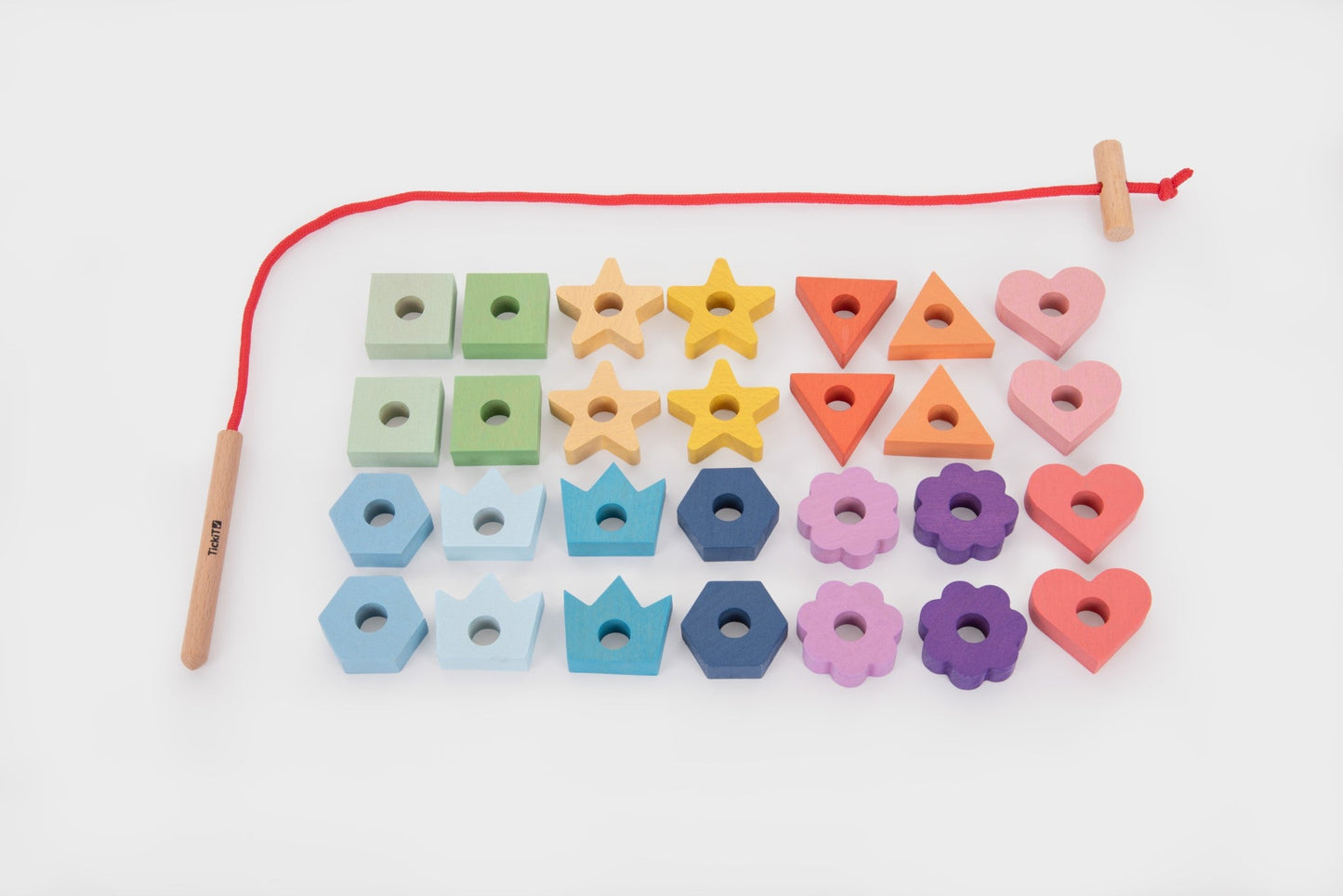 Tickit - RAINBOW WOODEN LACING SHAPES 28st - Playlaan