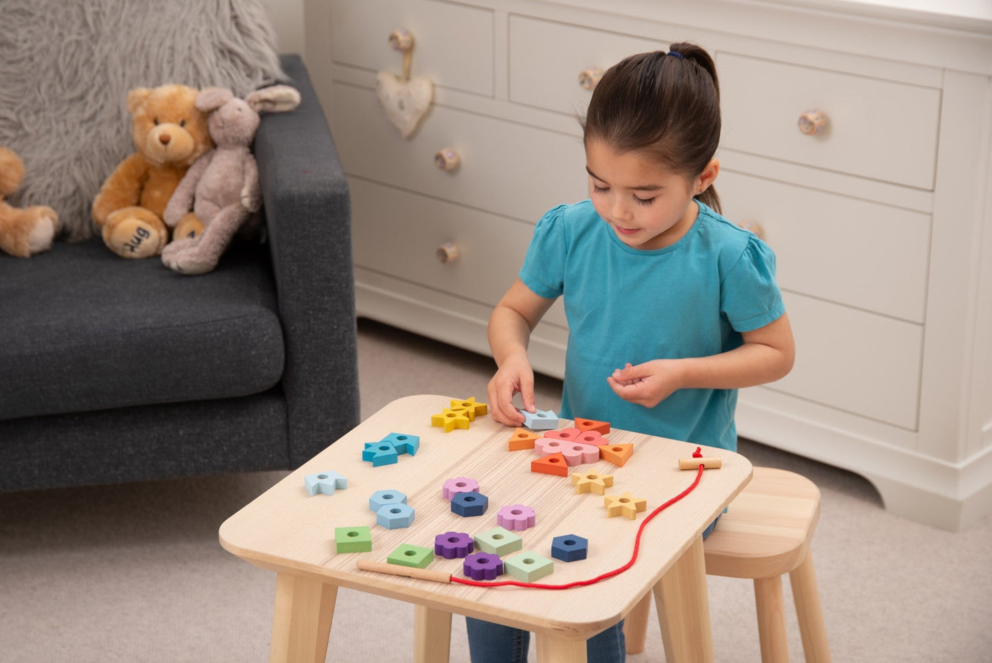 Tickit - RAINBOW WOODEN LACING SHAPES 28st - Playlaan