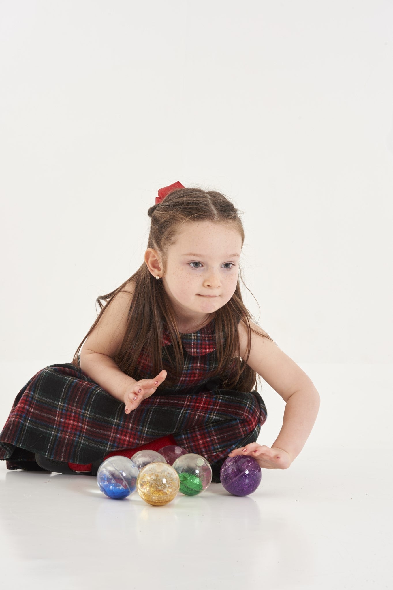 Tickit - SENSORY RAINBOW GLITTER BALL - Playlaan