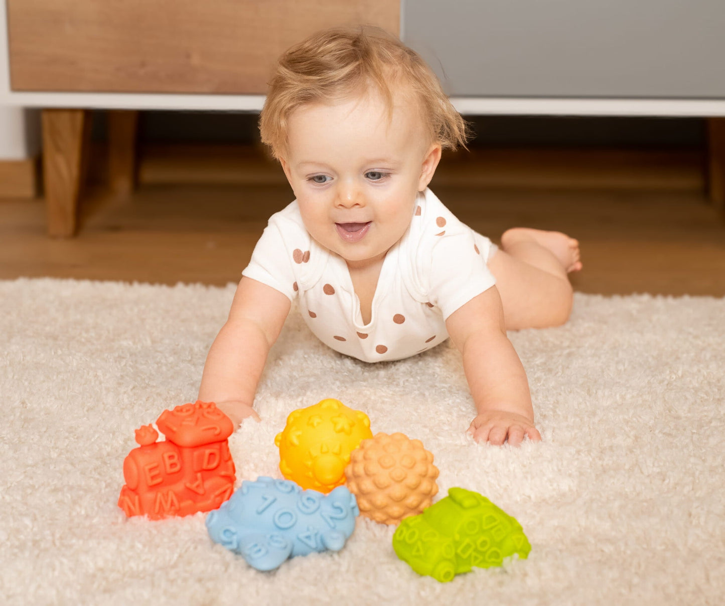 Tullo - Tullo - Sensorische voertuigen en ballen Montessori - 5st zonder gaatjes! - Playlaan