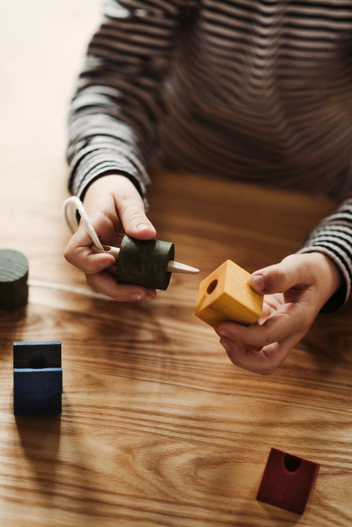 Wooden Story - Montessori Wooden Needle - Playlaan
