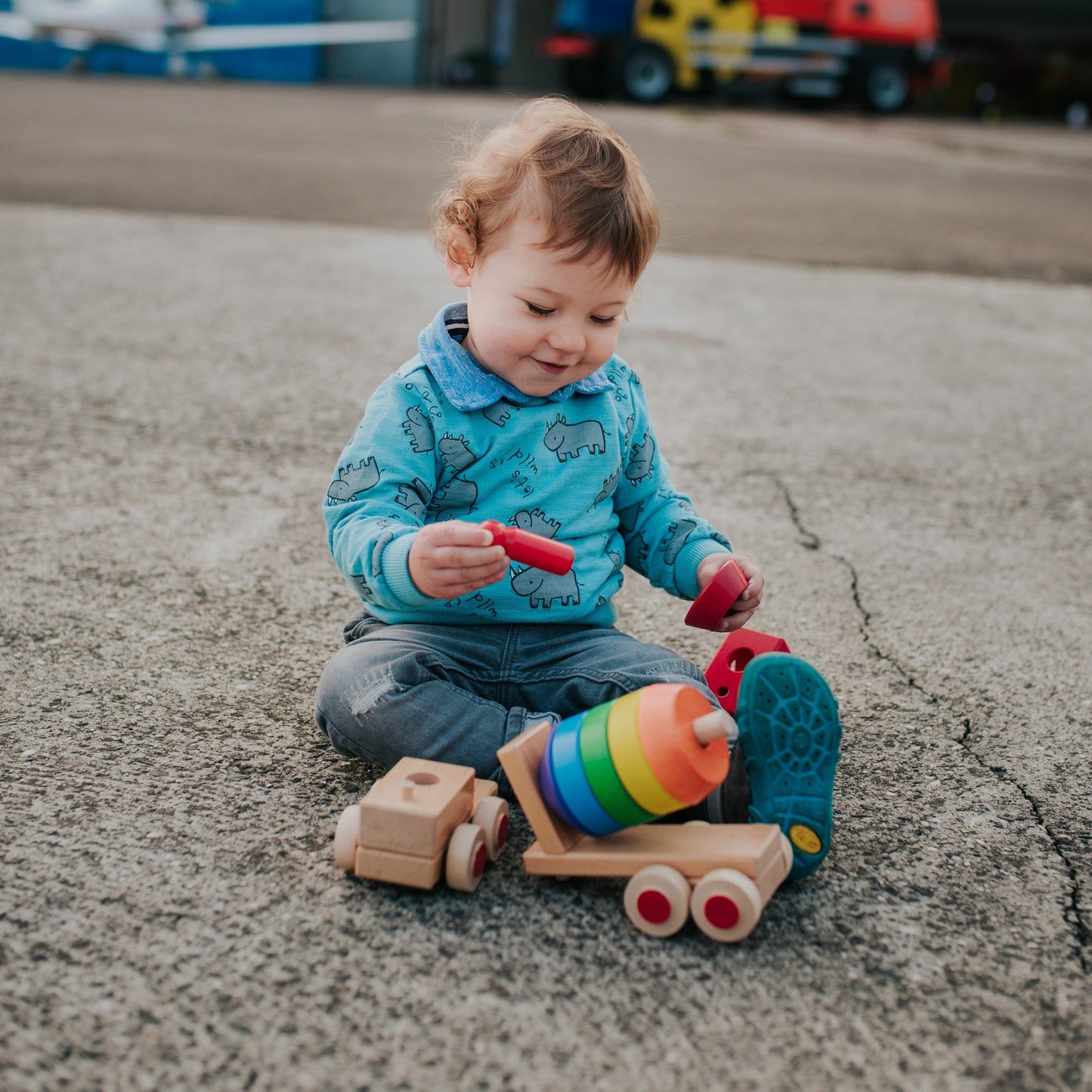 Tarnawa Toys - Houten regenboog Betonmixer - Playlaan