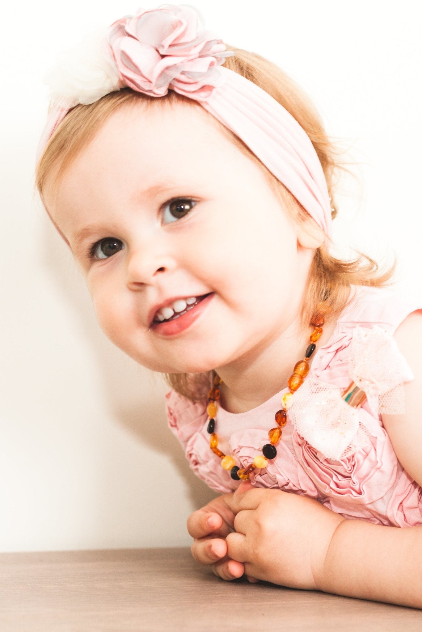 Amber Heart - Barnsteen tandjesketting baroque cherry - Playlaan
