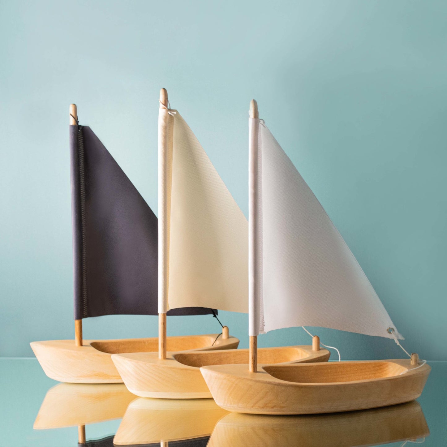 Bumbu Toys - Zeilboot wit - Playlaan