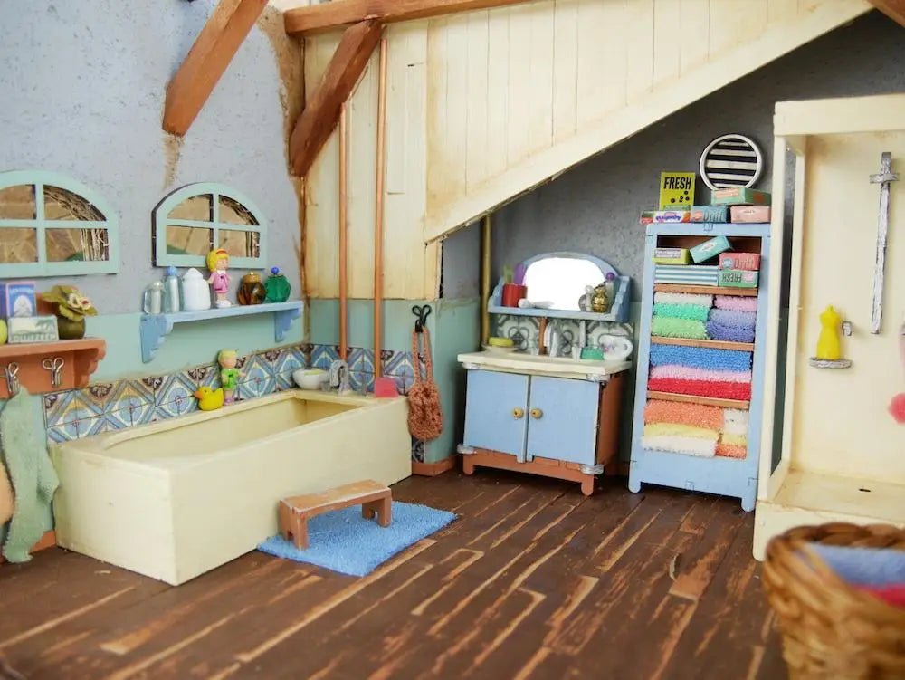 Het Muizenhuis - Kids Diy Dollhouse Furniture Kit - Bathroom (Scale 1:12) - Playlaan