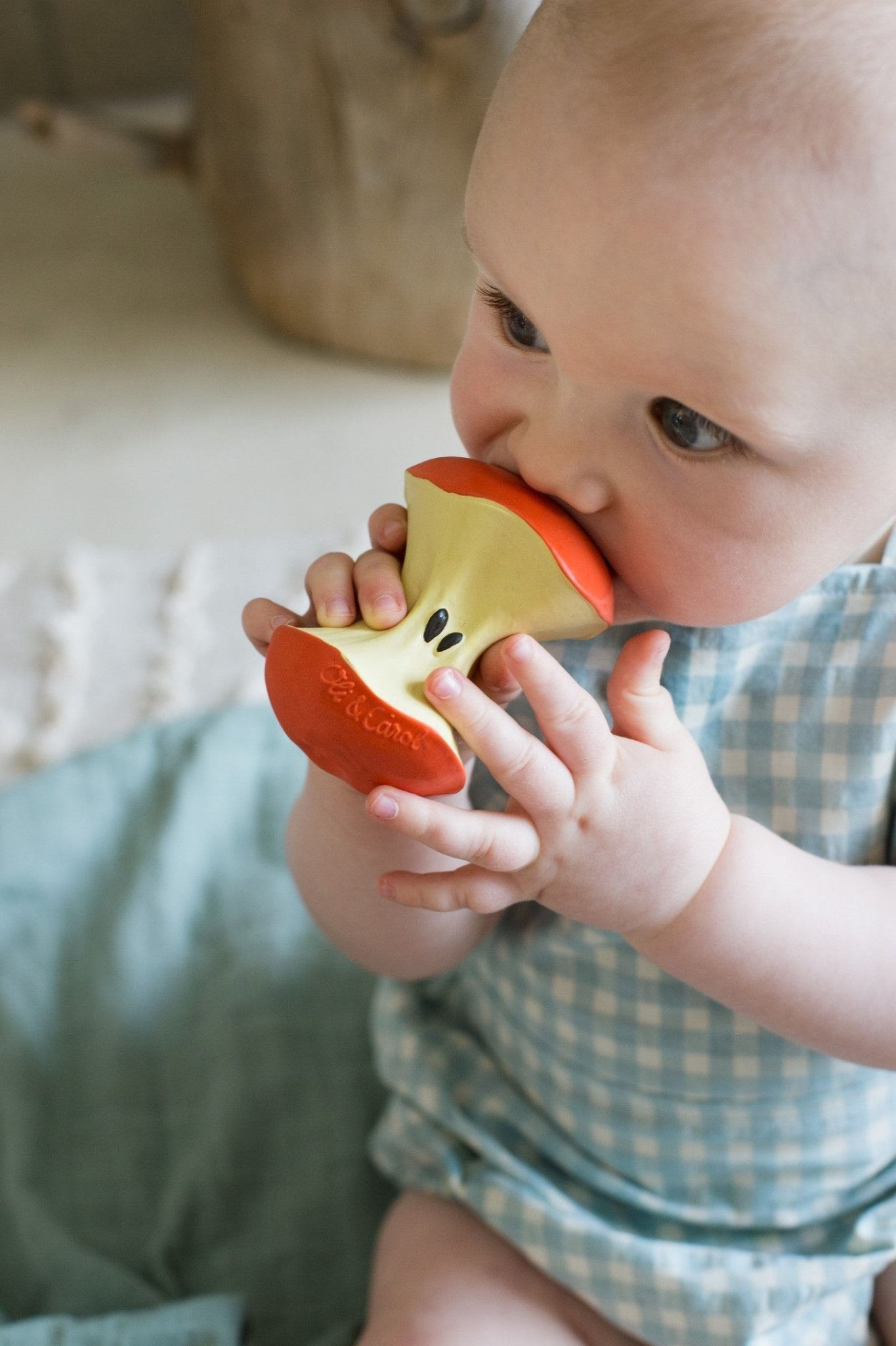 Oli&Carol - Pepa The Apple - Playlaan