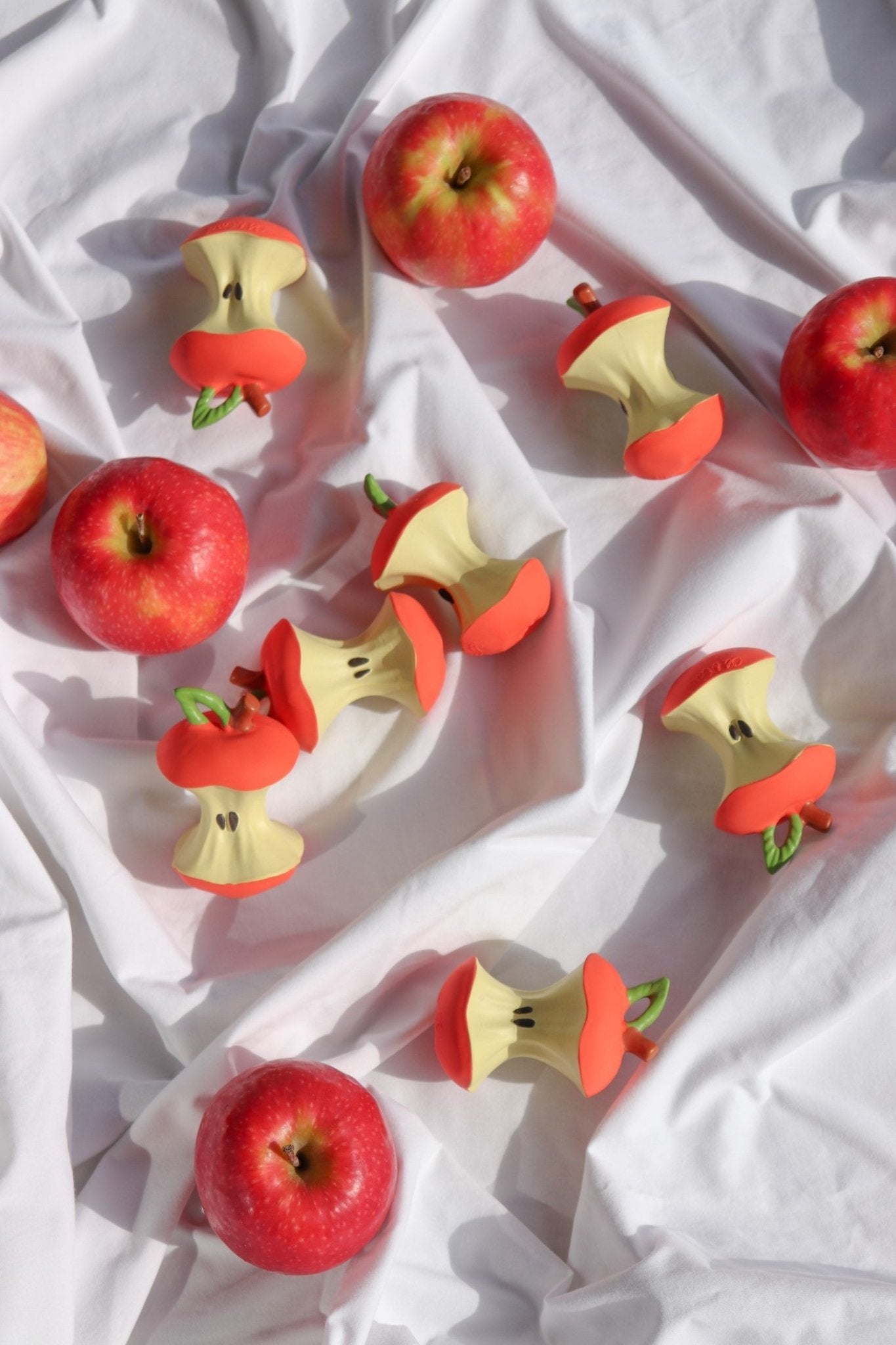 Oli&Carol - Pepa The Apple - Playlaan
