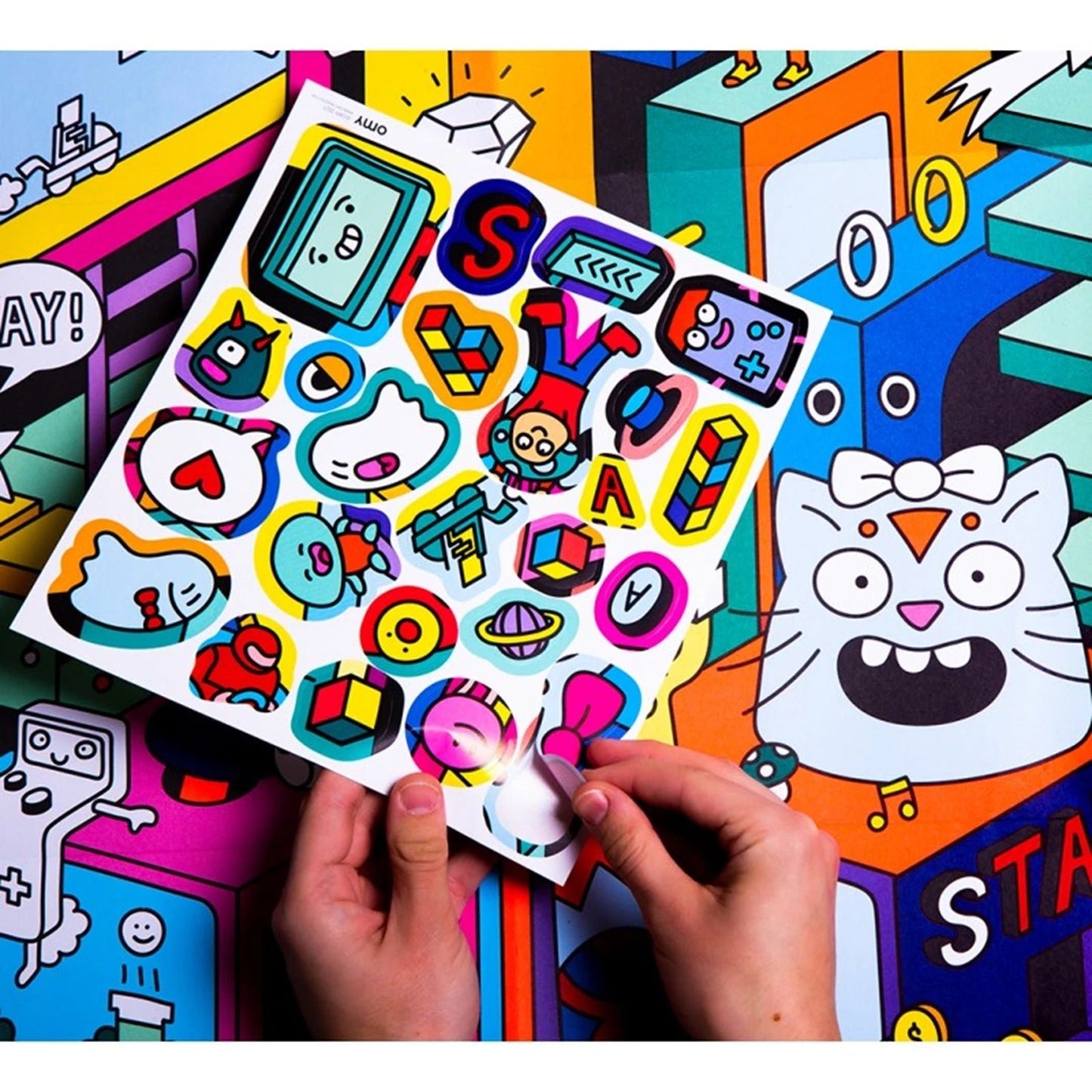 Omy - Video game - Giant poster and stickers 70 x 100 cm - Playlaan