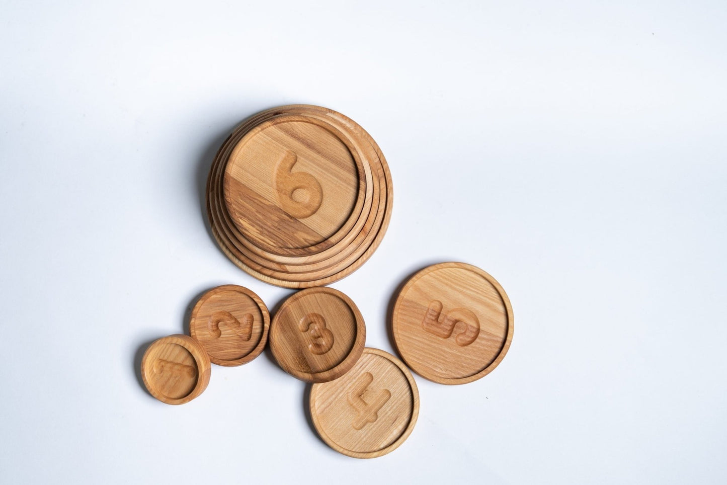 Pagalou - 1 To 10 Round Stacking Tray Set. Traceable Numbers Engraved. - Playlaan