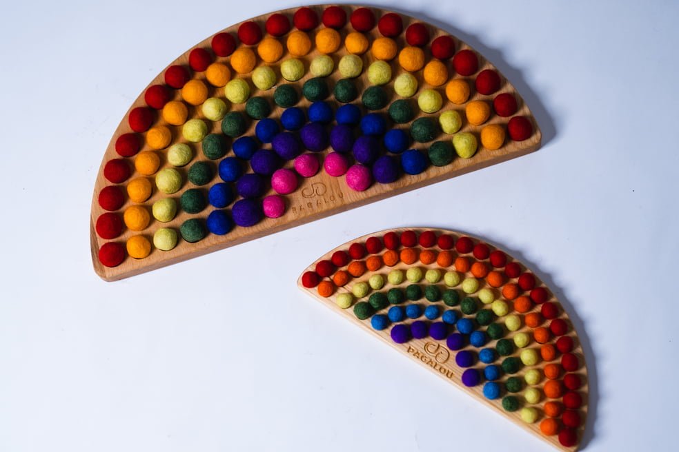Pagalou - Small Montessori Rainbow With Wool Felt Balls - Playlaan