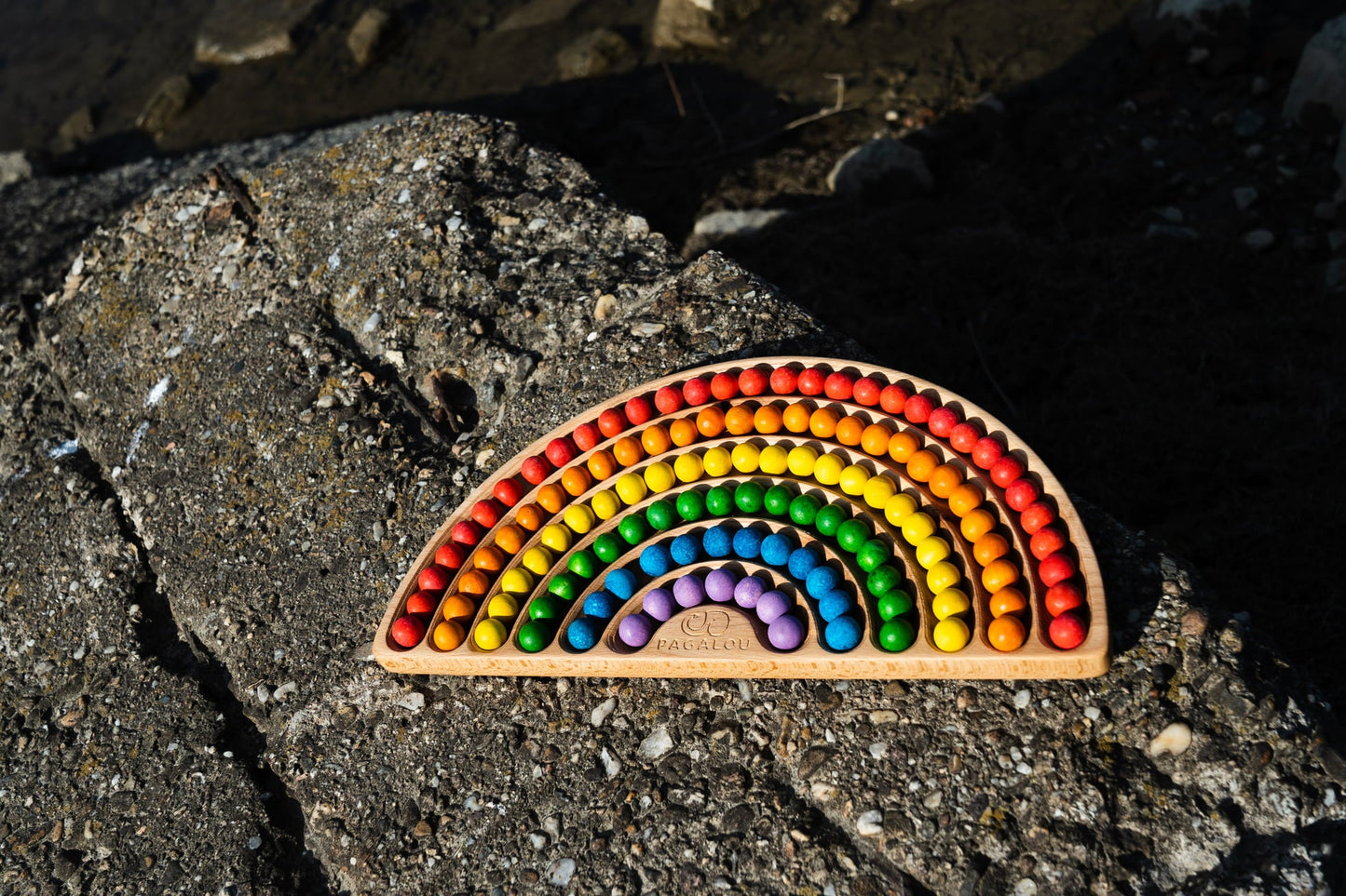 Pagalou - Tracing Montessori Rainbow With Wooden Balls - Playlaan