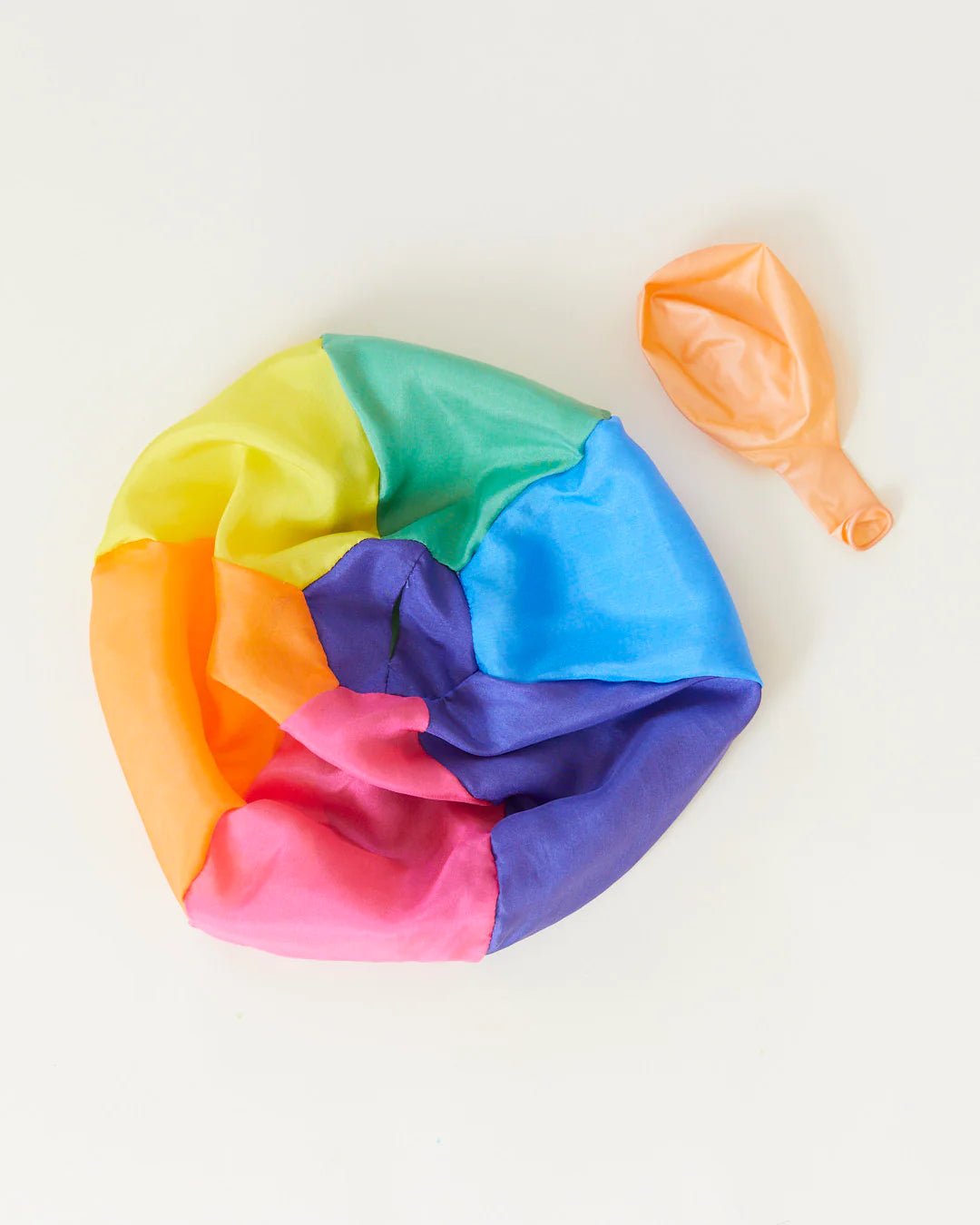 Sarah's Silks - Ballon Bal - Regenboog - Playlaan