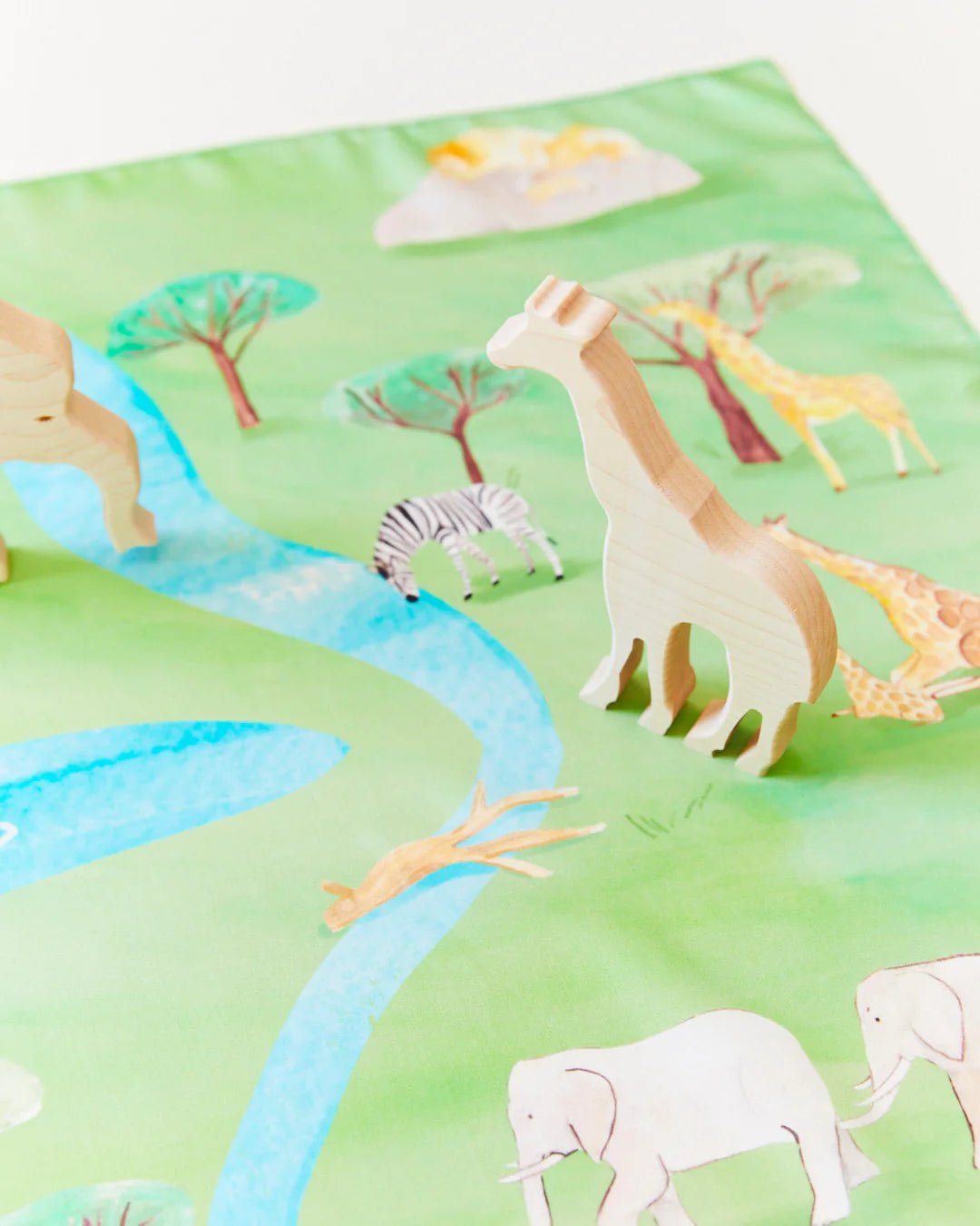 Sarah's Silks - Playmap - Safari - Playlaan