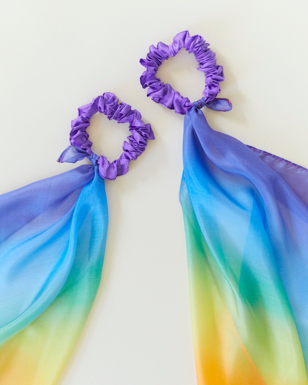 Sarah's Silks - Speelzijde polsstreamers - Playlaan