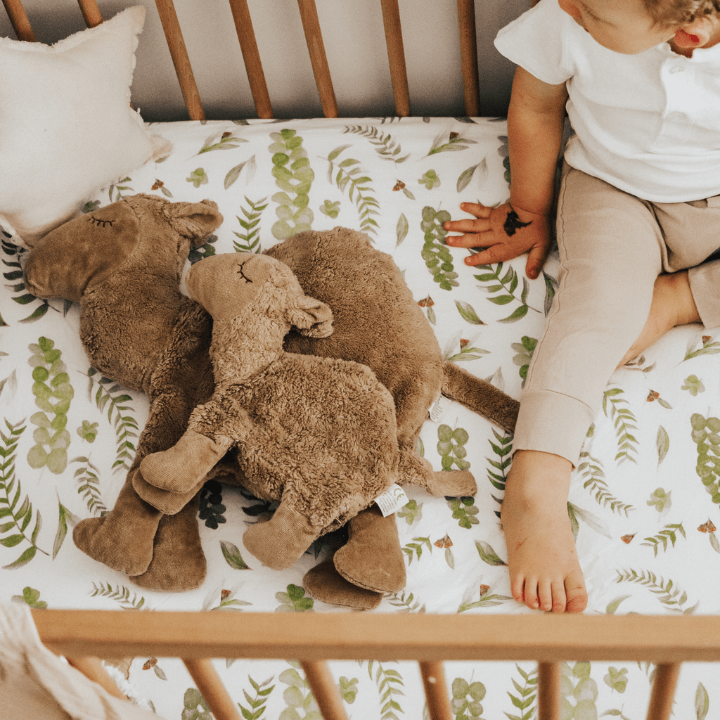 Senger Naturwelt - Warmteknuffel Kameel - Beige - 29 cm - Playlaan