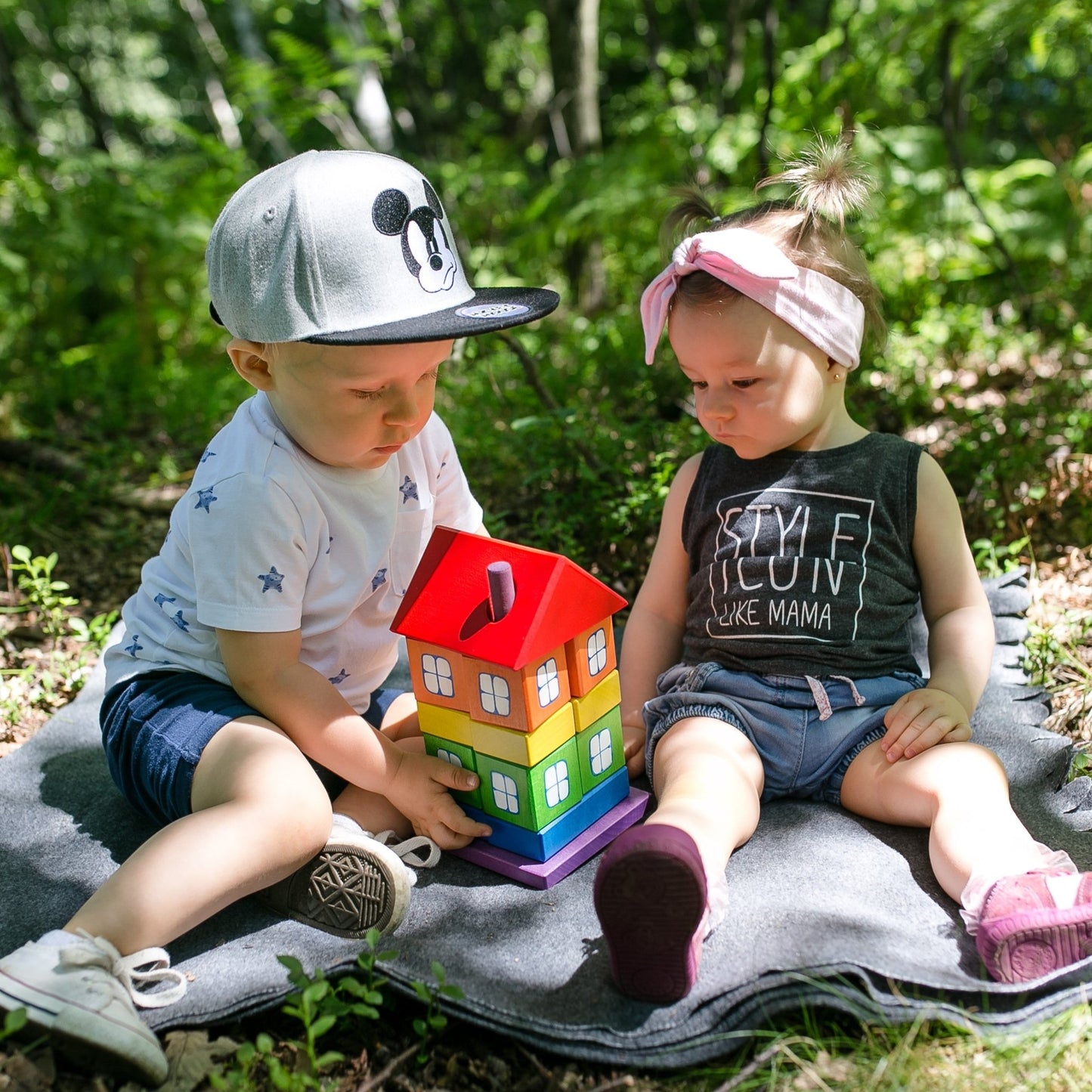 Tarnawa Toys - Houten Regenboog huisje - Playlaan