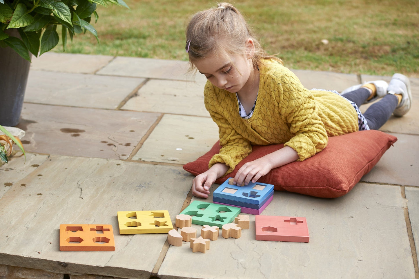 Tickit - Houten Regenboog Shape Stacker - Playlaan