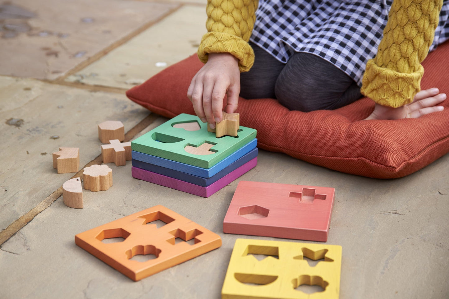 Tickit - Houten Regenboog Shape Stacker - Playlaan
