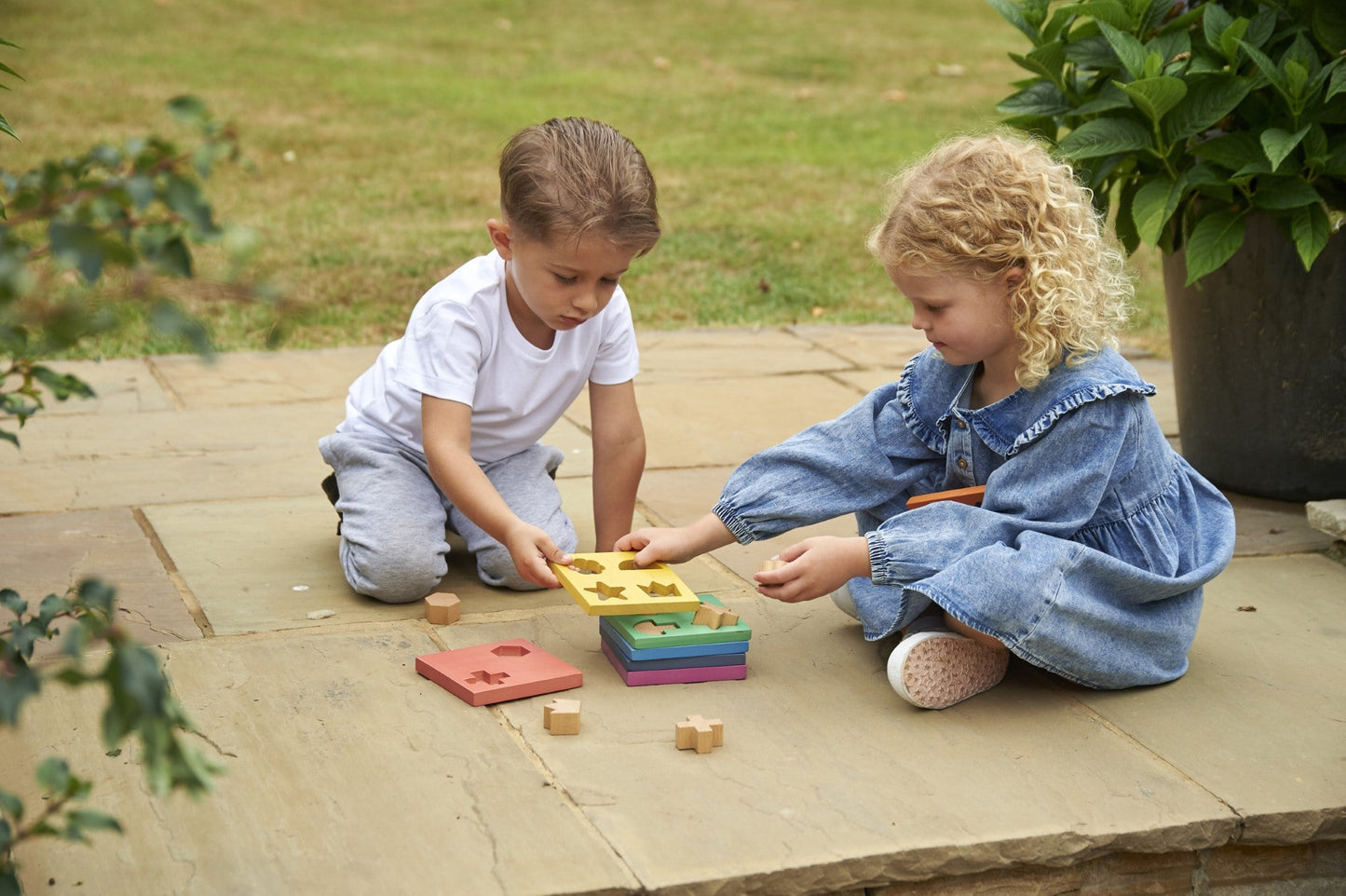 Tickit - Houten Regenboog Shape Stacker - Playlaan