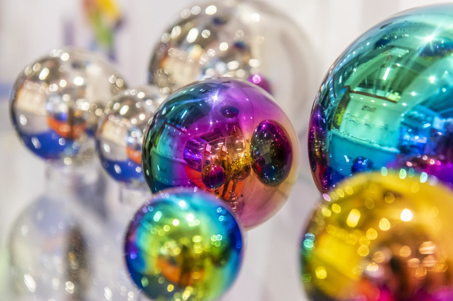Tickit - Sensory Reflective Colour Burst Balls - Playlaan