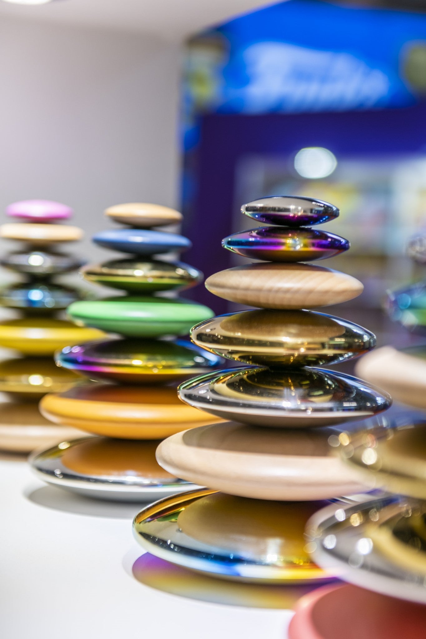 Tickit - Sensory Reflective Colour Burst Buttons - Playlaan