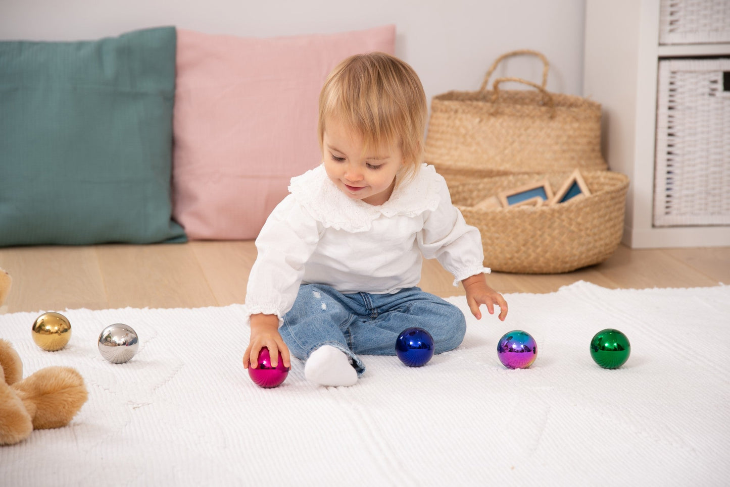 Tickit - Sensory Reflective Colour Mystery Balls Pk6 - Playlaan