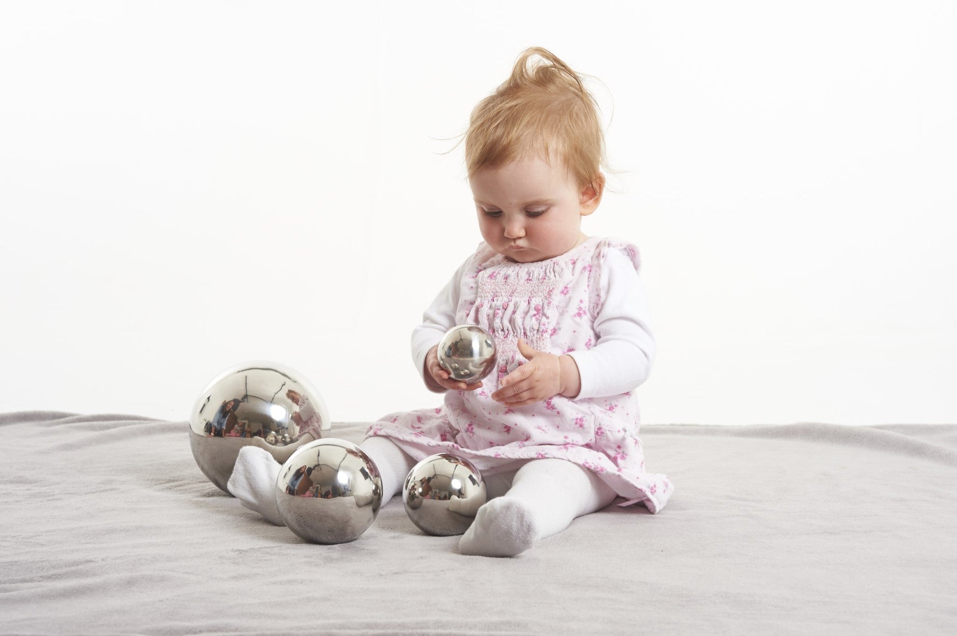 Tickit - Sensory Reflective Silver Balls - Playlaan