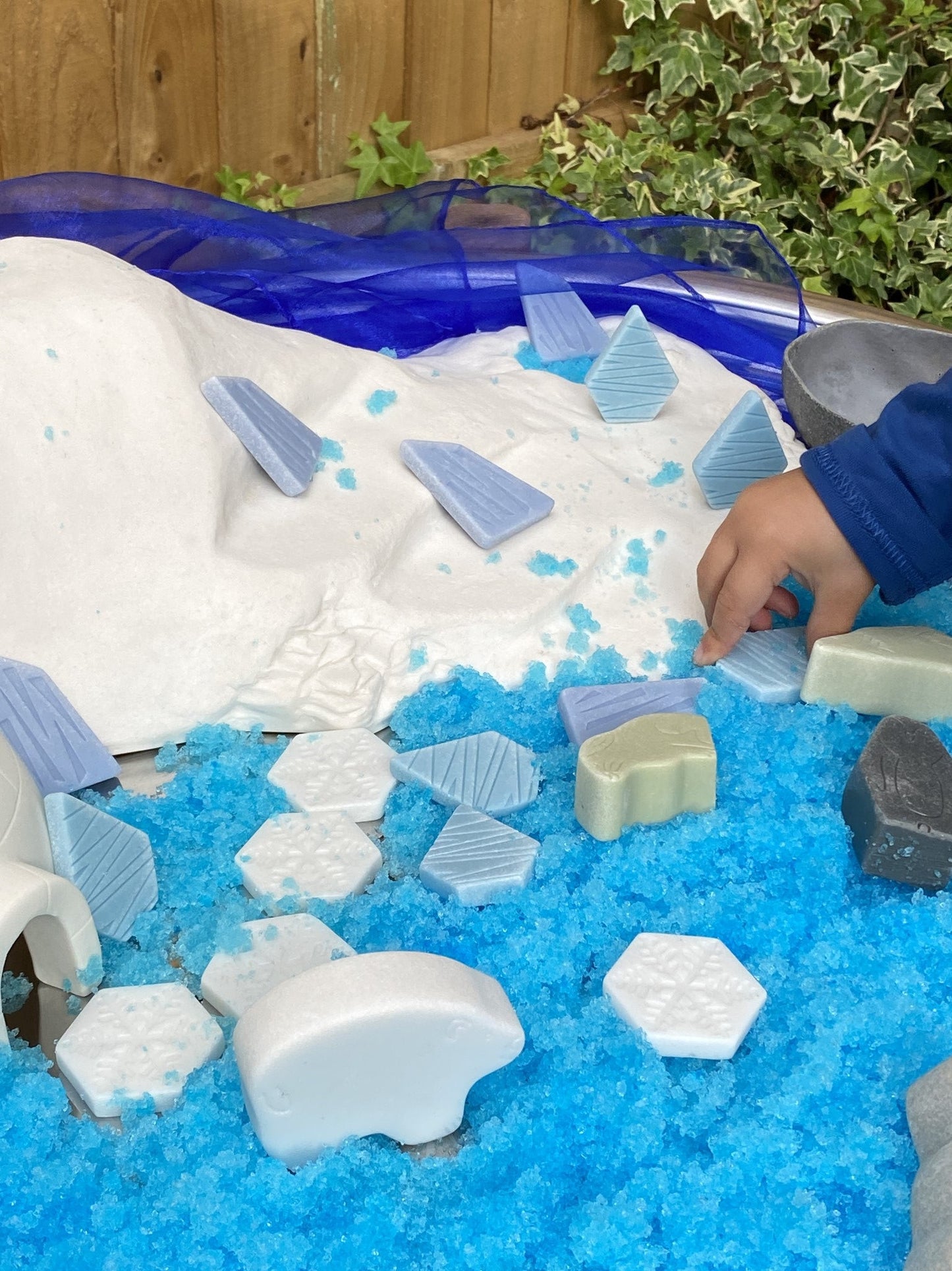 Yellow Door - Scenery Stones - Polar Play - Playlaan