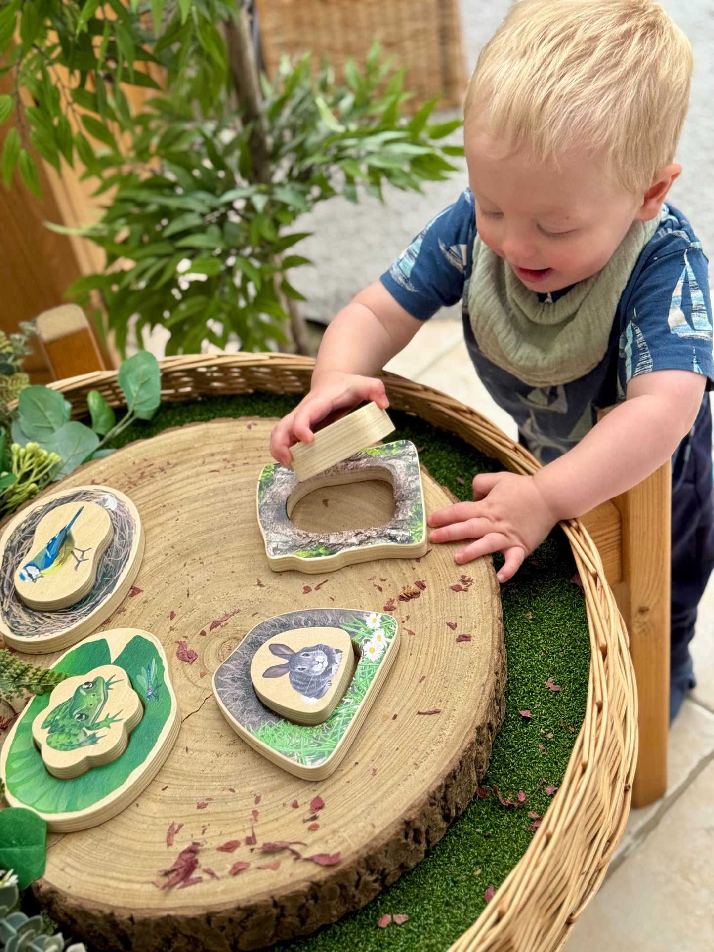 Yellow door - Voel- en zoekspel - bosdieren