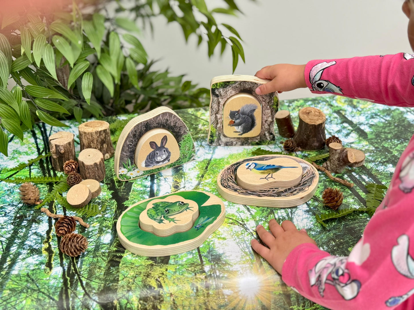 Yellow door - Voel- en zoekspel - bosdieren