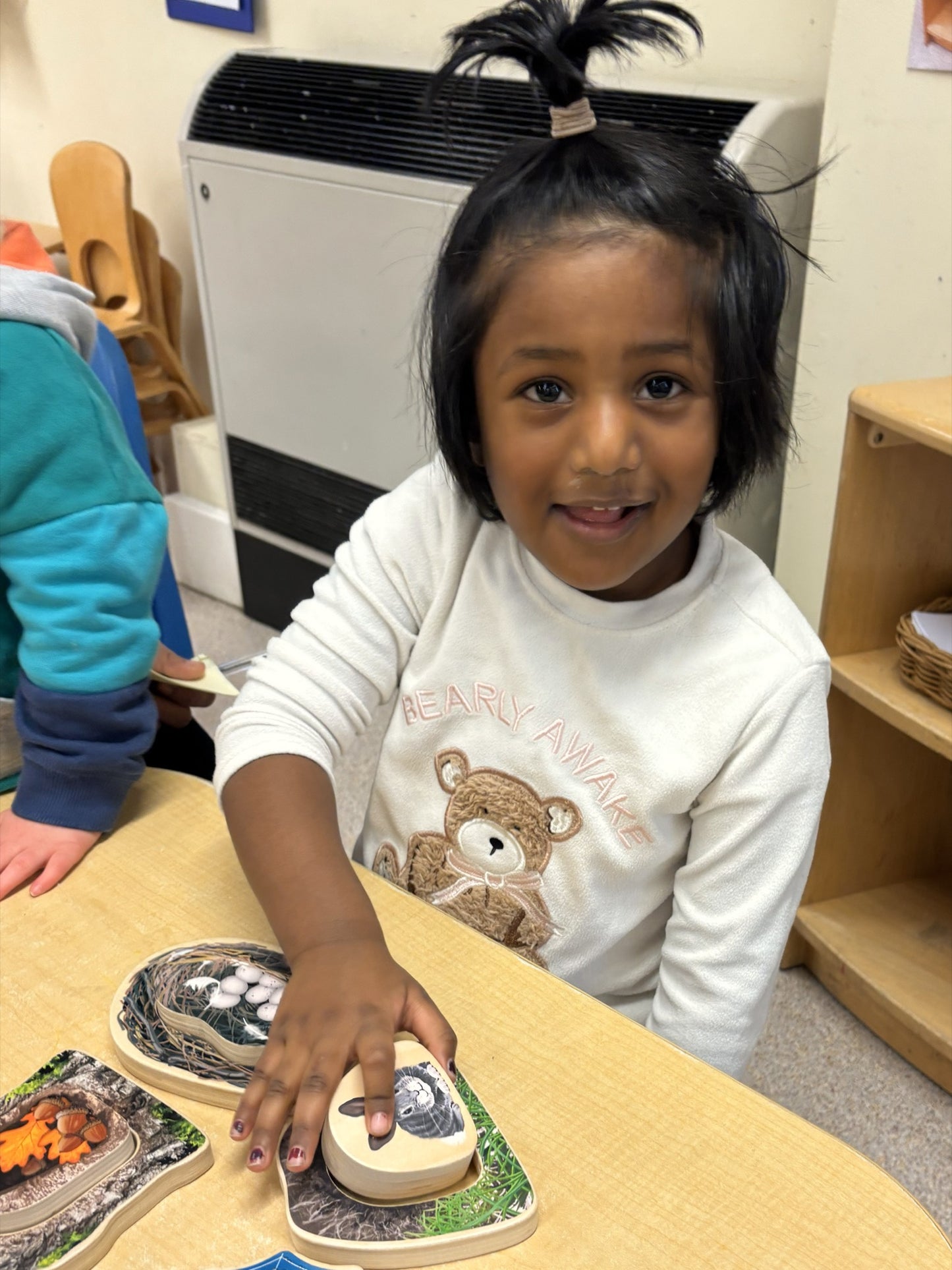 Yellow door - Voel- en zoekspel - bosdieren