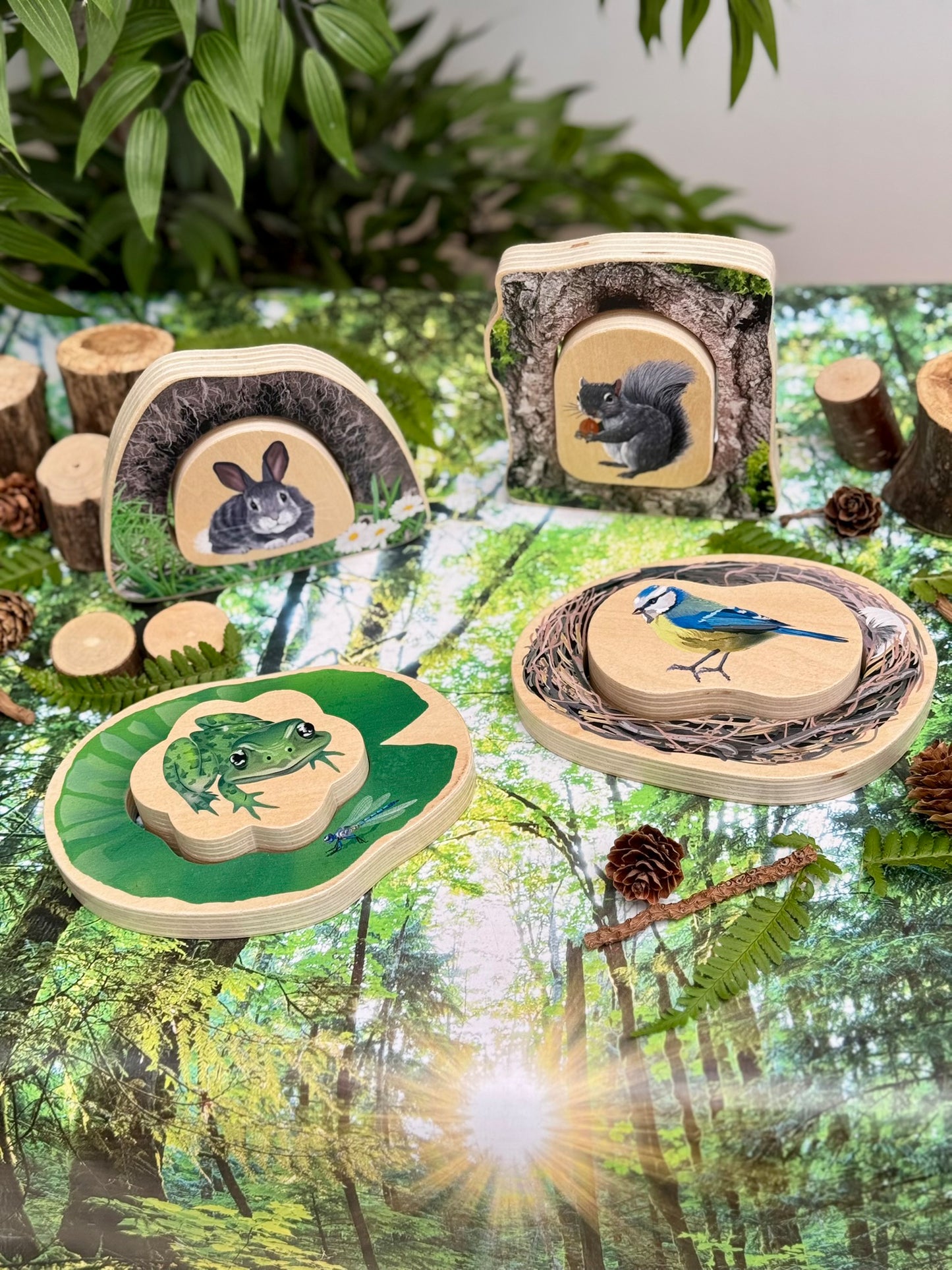 Yellow door - Voel- en zoekspel - bosdieren